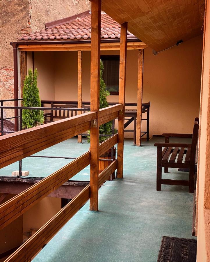 Ullysses Guest House Brasov Ngoại thất bức ảnh